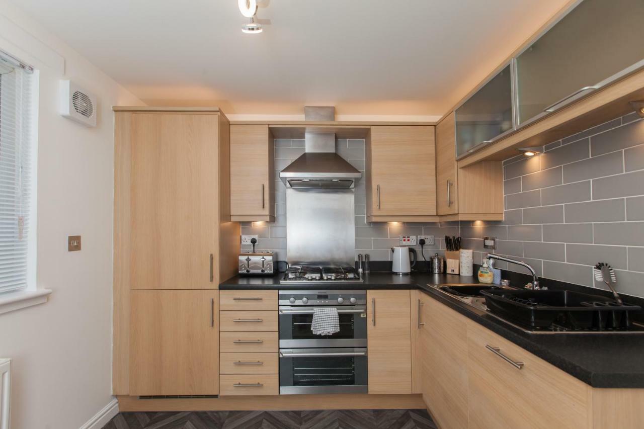 Dunfermline - Luxury Two Bedroom Apartment - Tp Exterior photo